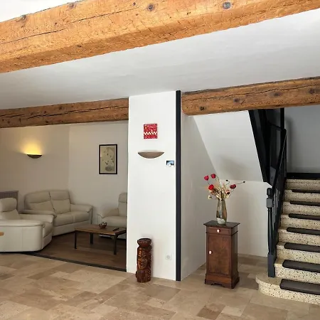 Le Moulin - Maison Authentique équipée, Proche De La Cité Médiévale